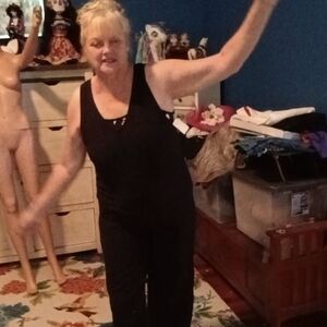 Stylish Black Sleeveless Jumpsuit